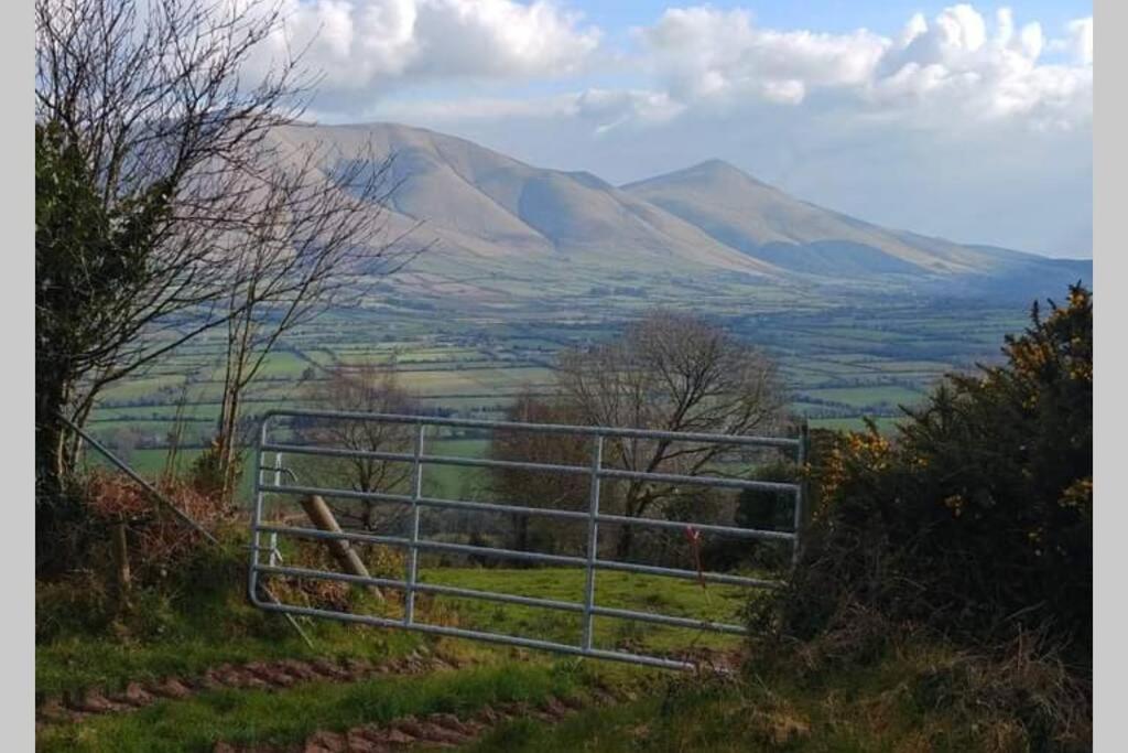 Corderry Farmhouse, Idyllic Cottage Amid 250 Acres Lisvernane Exterior foto
