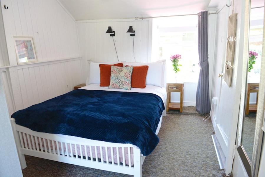 Corderry Farmhouse, Idyllic Cottage Amid 250 Acres Lisvernane Exterior foto